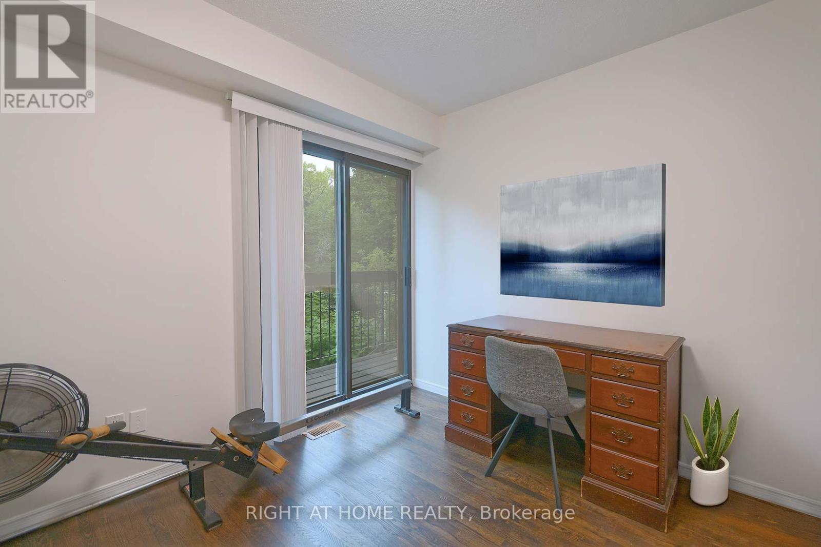 B - 164 Quebec Avenue, Toronto, Ontario  M6P 2T8 - Photo 18 - W12735322