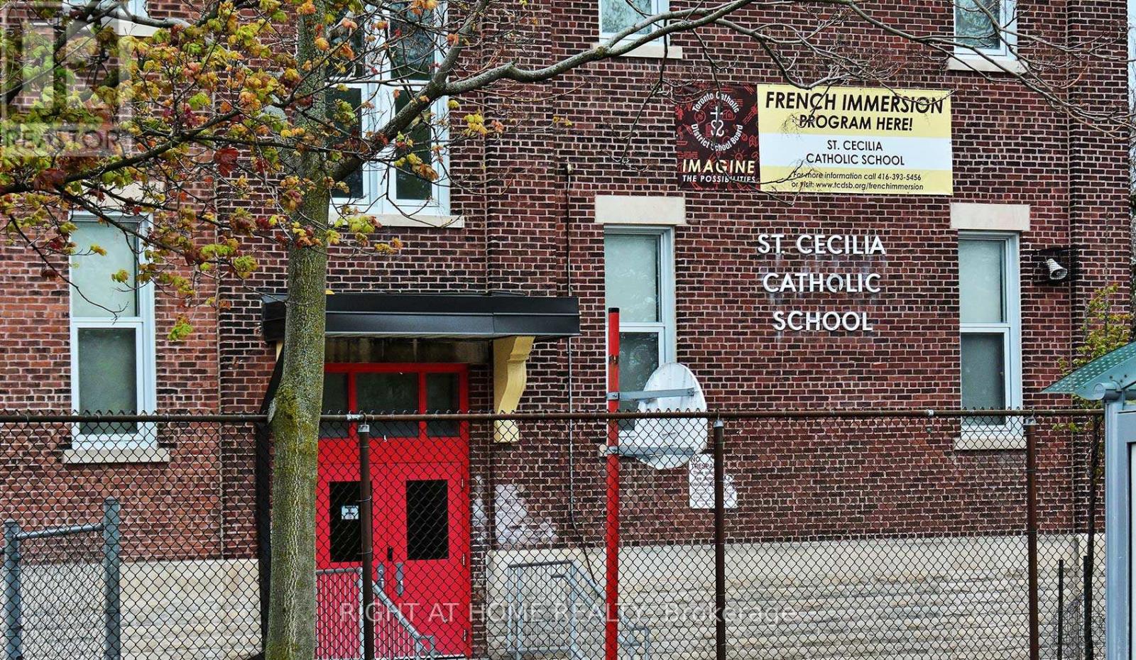 B - 164 Quebec Avenue, Toronto, Ontario  M6P 2T8 - Photo 35 - W12735322