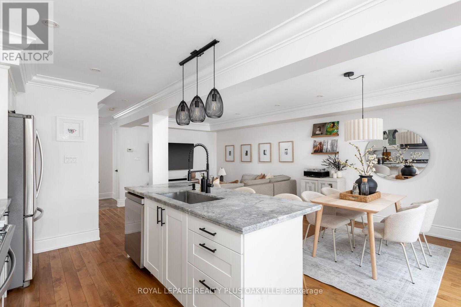 4074 Kryzan Drive, Burlington, Ontario  L7M 4Z4 - Photo 11 - W12735418