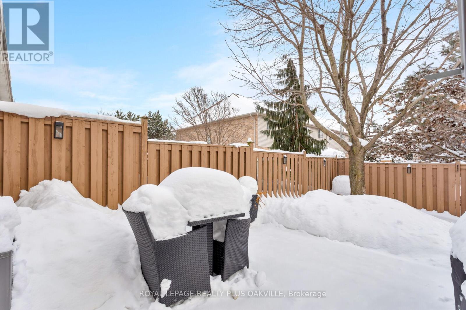 4074 Kryzan Drive, Burlington, Ontario  L7M 4Z4 - Photo 18 - W12735418