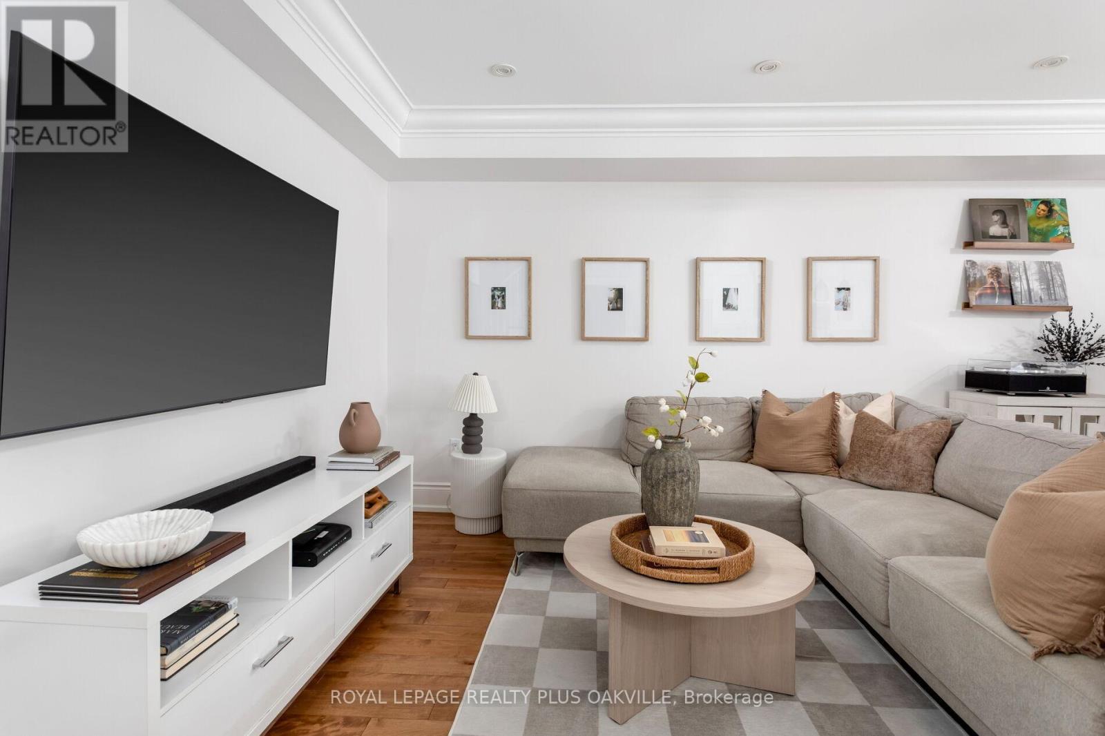 4074 Kryzan Drive, Burlington, Ontario  L7M 4Z4 - Photo 9 - W12735418