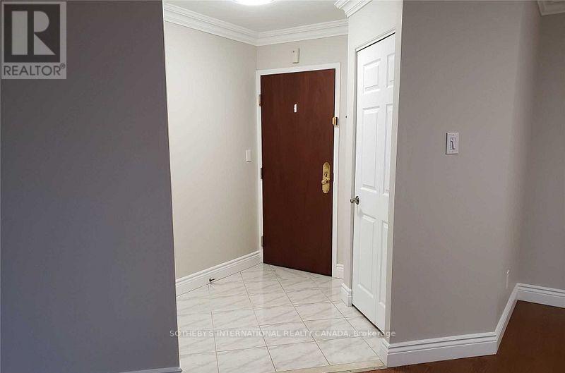 1003 - 1300 Islington Avenue, Toronto, Ontario  M9A 5C4 - Photo 3 - W12735424