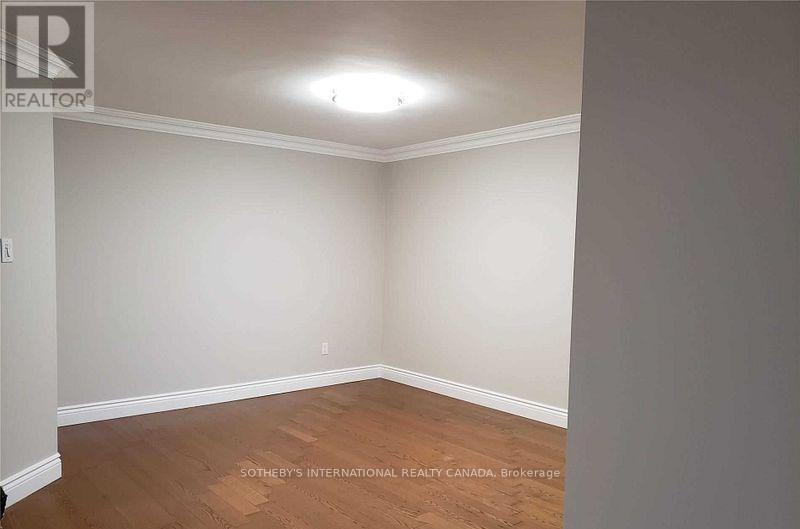 1003 - 1300 Islington Avenue, Toronto, Ontario  M9A 5C4 - Photo 5 - W12735424