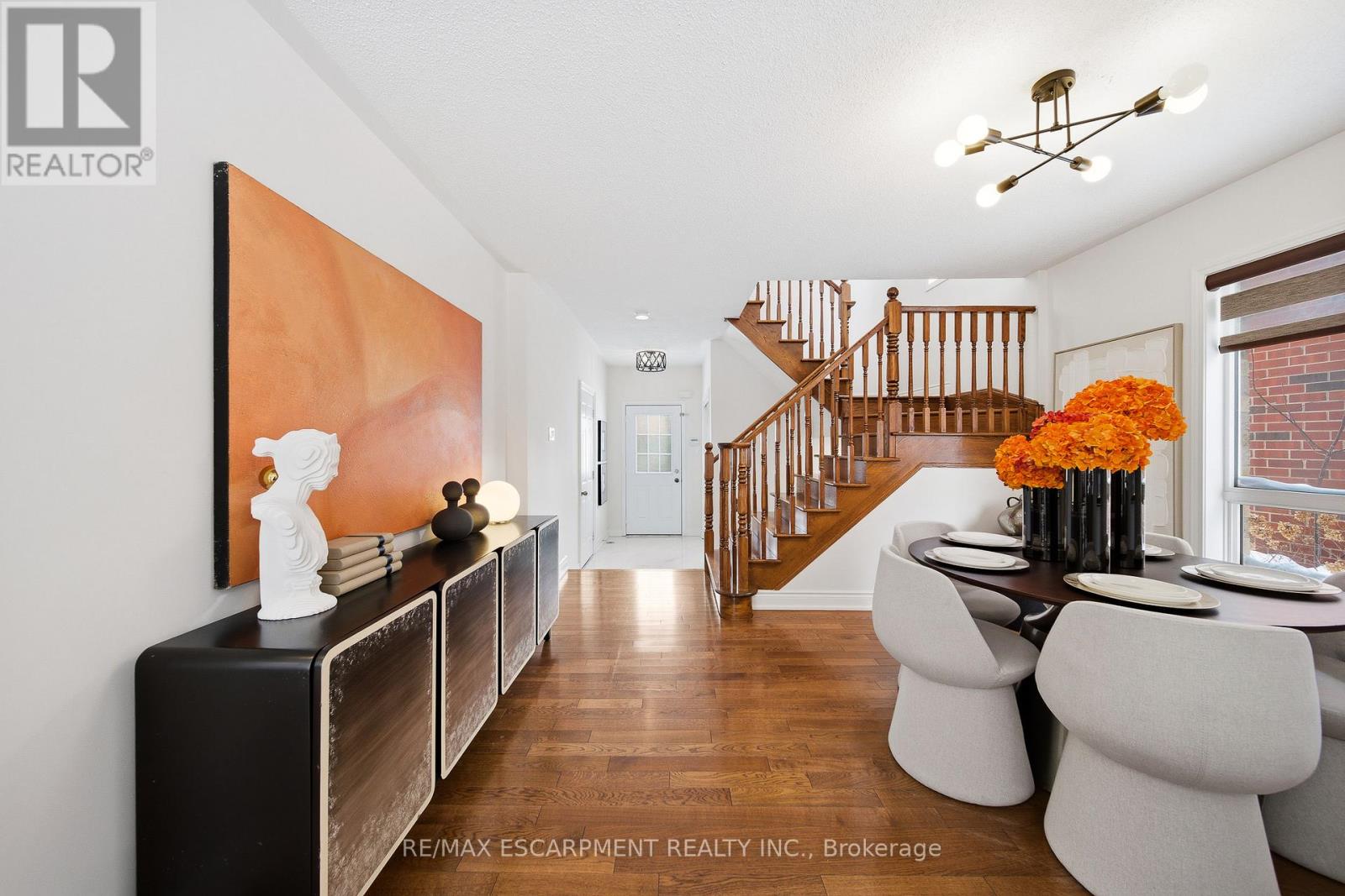 911 Zelinsky Crescent, Milton, Ontario  L9T 0L5 - Photo 12 - W12735434