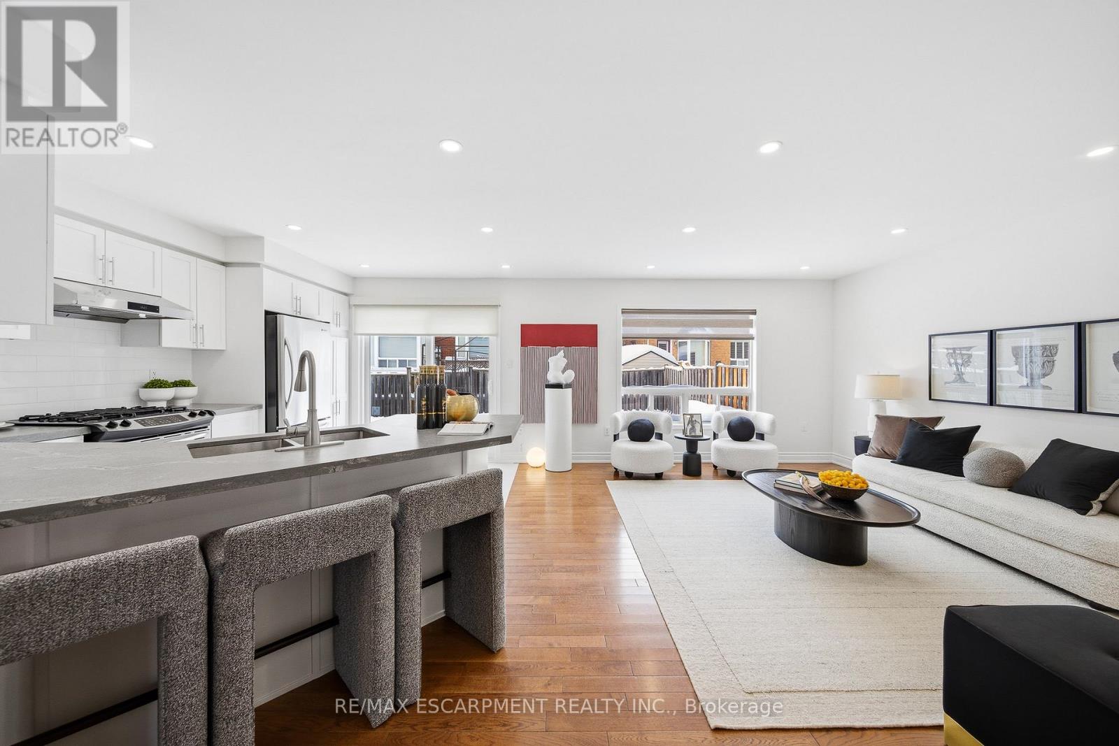 911 Zelinsky Crescent, Milton, Ontario  L9T 0L5 - Photo 14 - W12735434