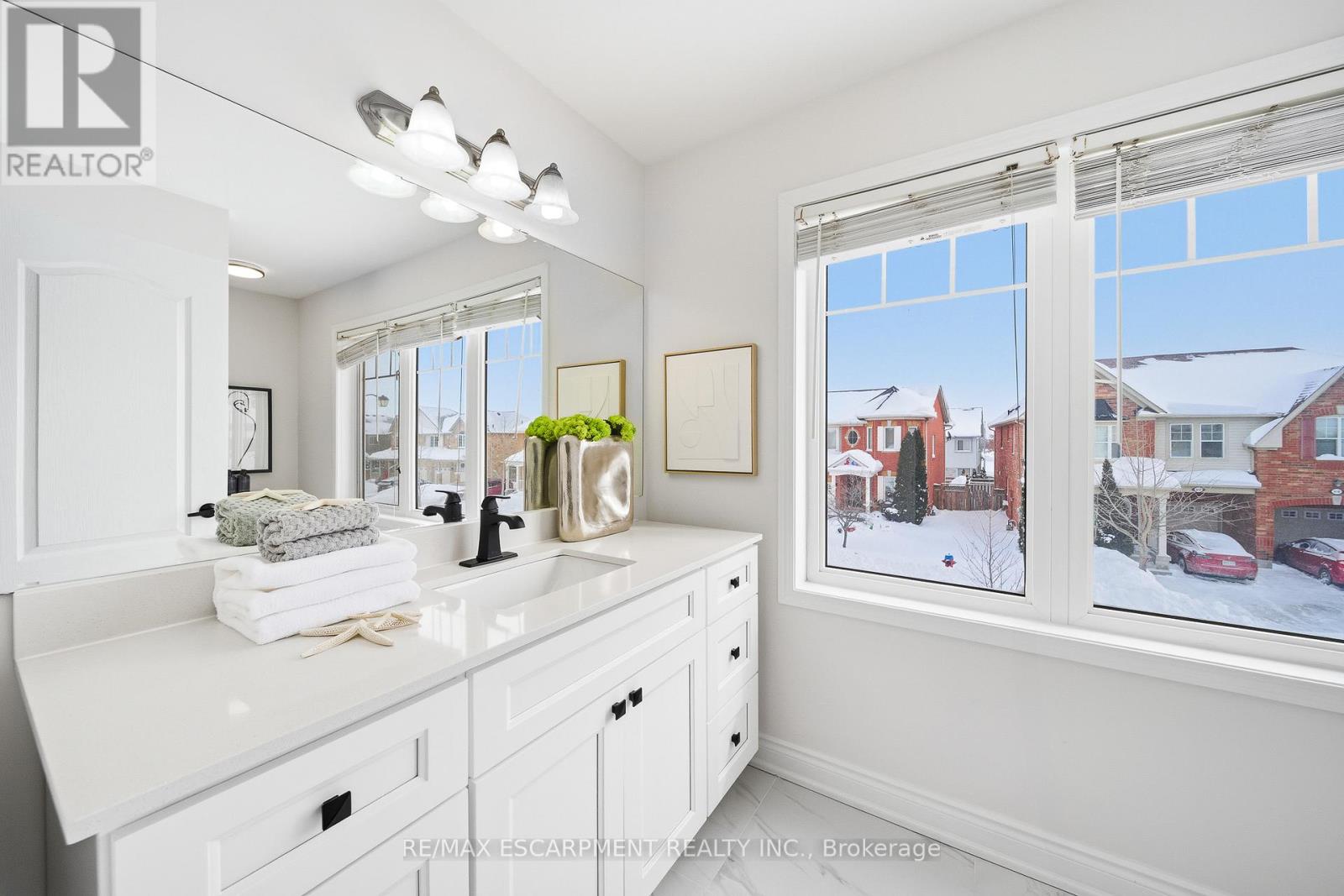 911 Zelinsky Crescent, Milton, Ontario  L9T 0L5 - Photo 28 - W12735434