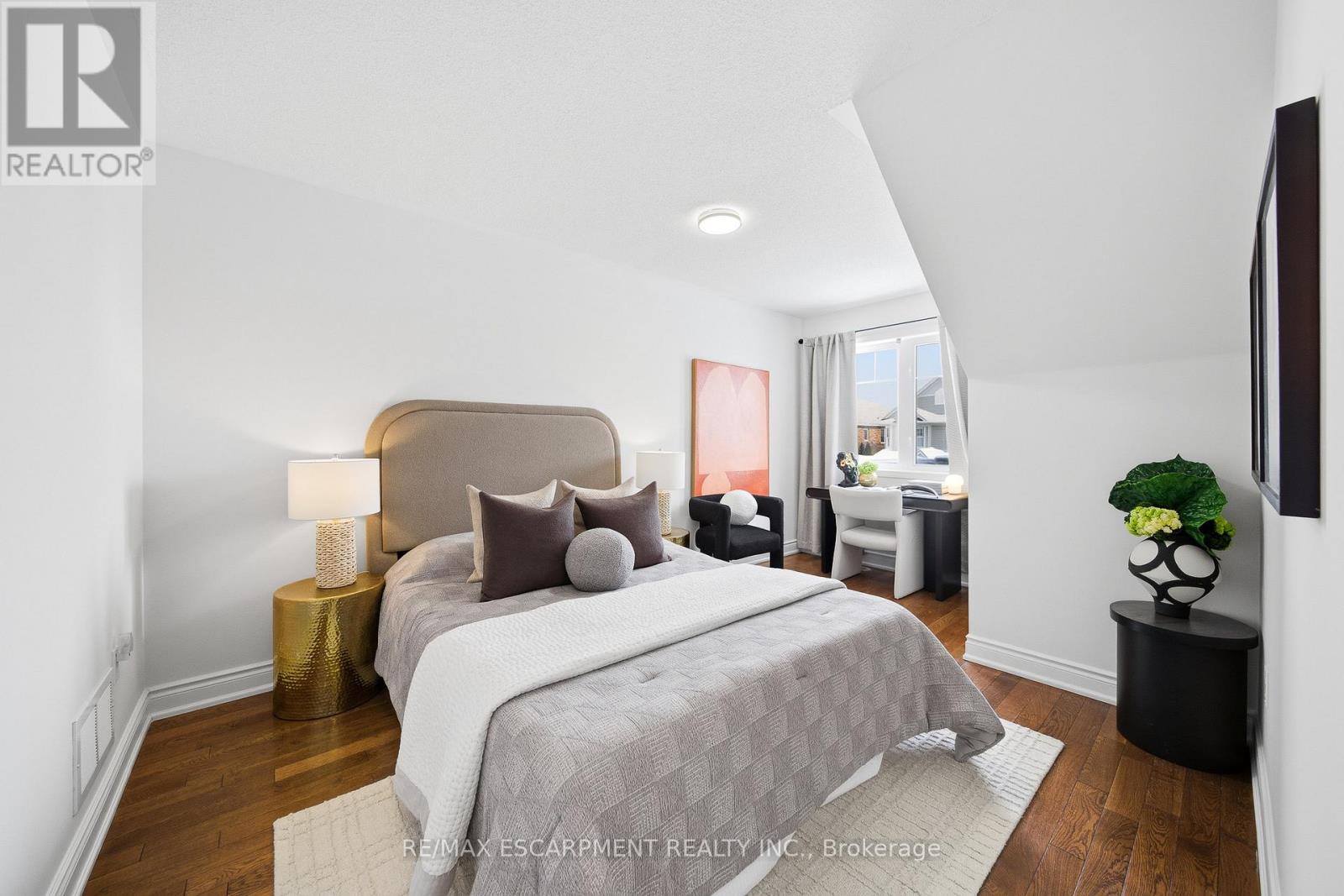 911 Zelinsky Crescent, Milton, Ontario  L9T 0L5 - Photo 33 - W12735434