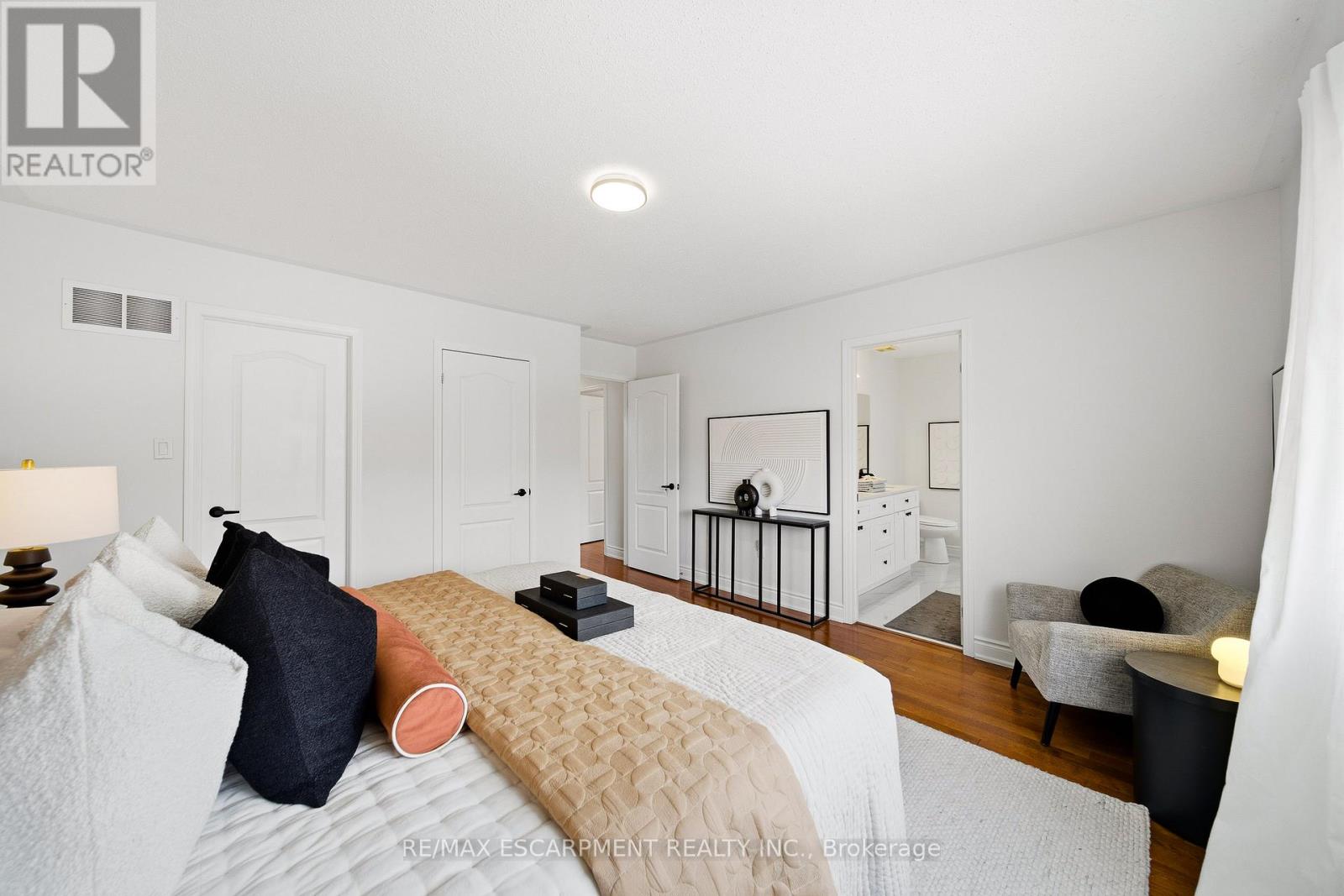 911 Zelinsky Crescent, Milton, Ontario  L9T 0L5 - Photo 40 - W12735434