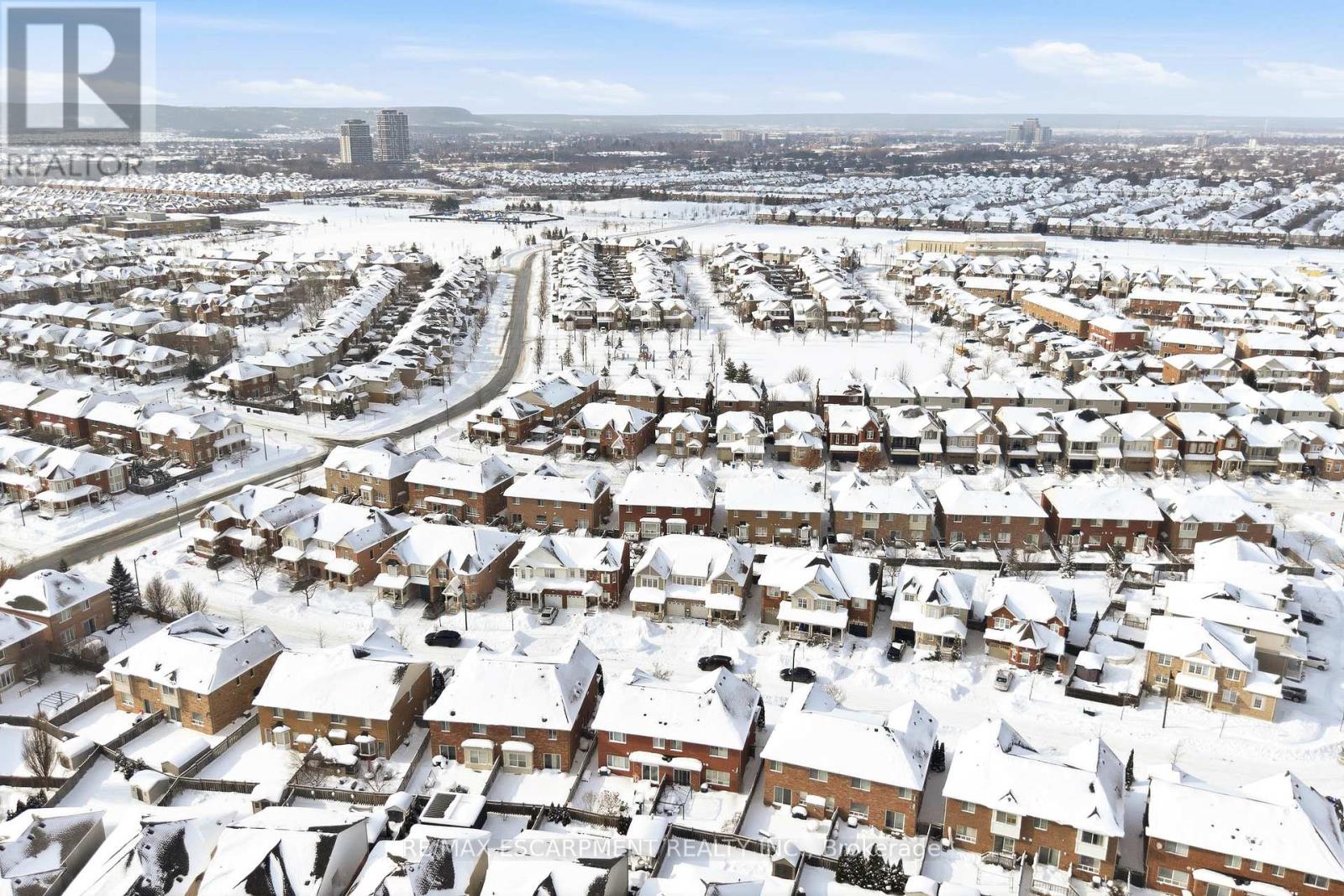 911 Zelinsky Crescent, Milton, Ontario  L9T 0L5 - Photo 48 - W12735434