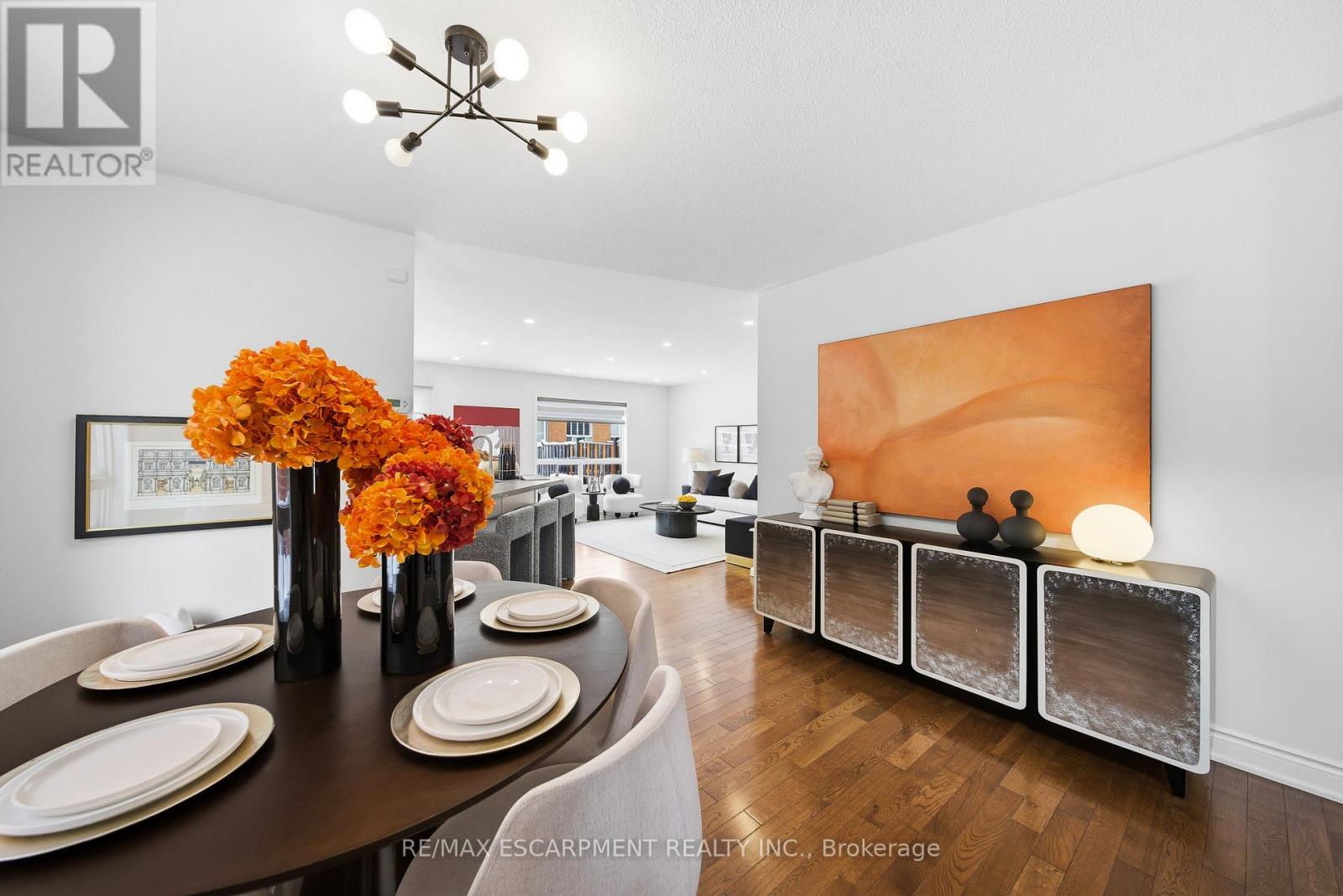 911 Zelinsky Crescent, Milton, Ontario  L9T 0L5 - Photo 9 - W12735434