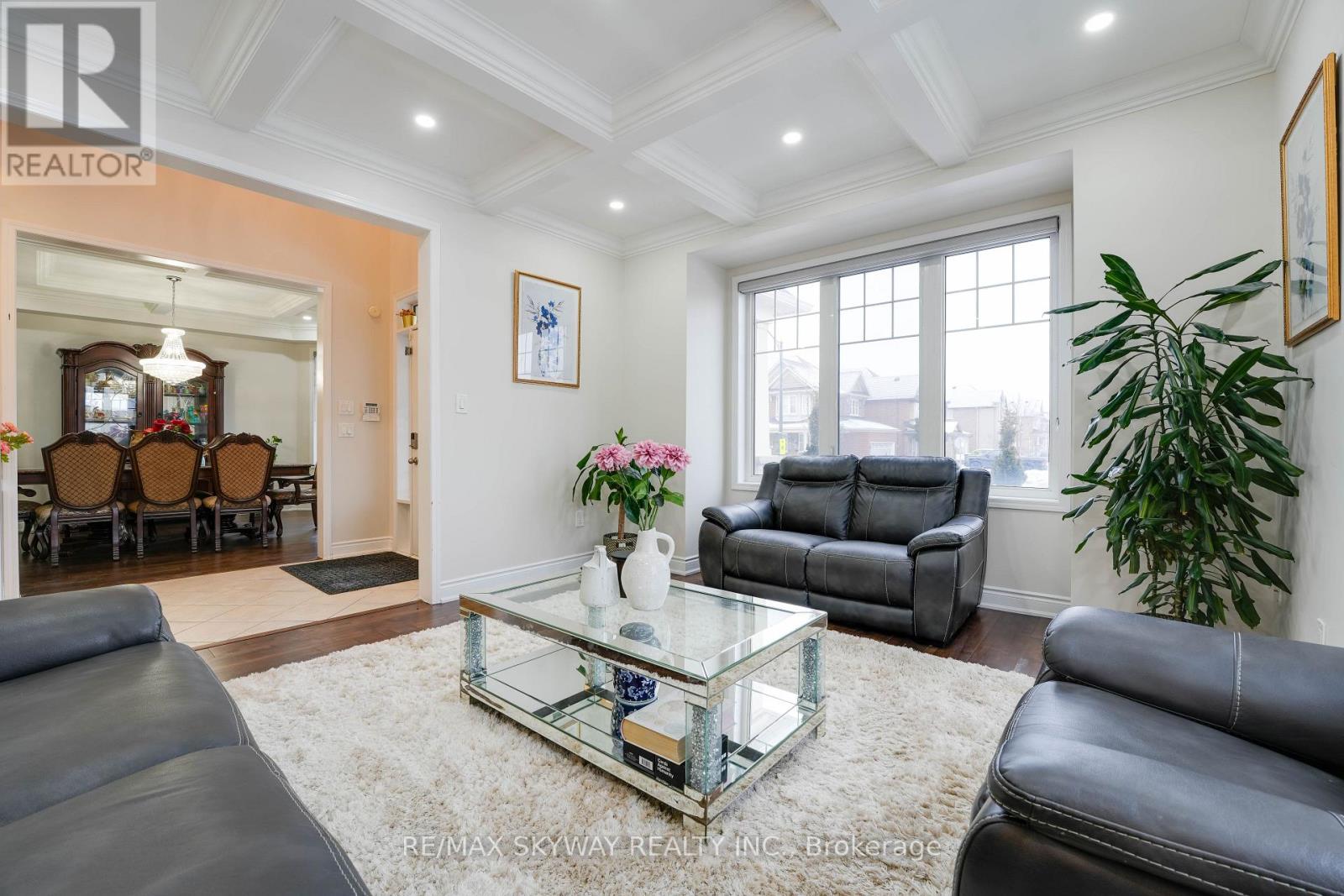 67 Veterans Drive, Brampton, Ontario  L7A 0T6 - Photo 8 - W12735504