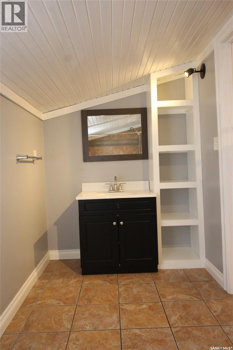 689 2nd Street W, Shaunavon, Saskatchewan  S0N 2M0 - Photo 12 - SK027533