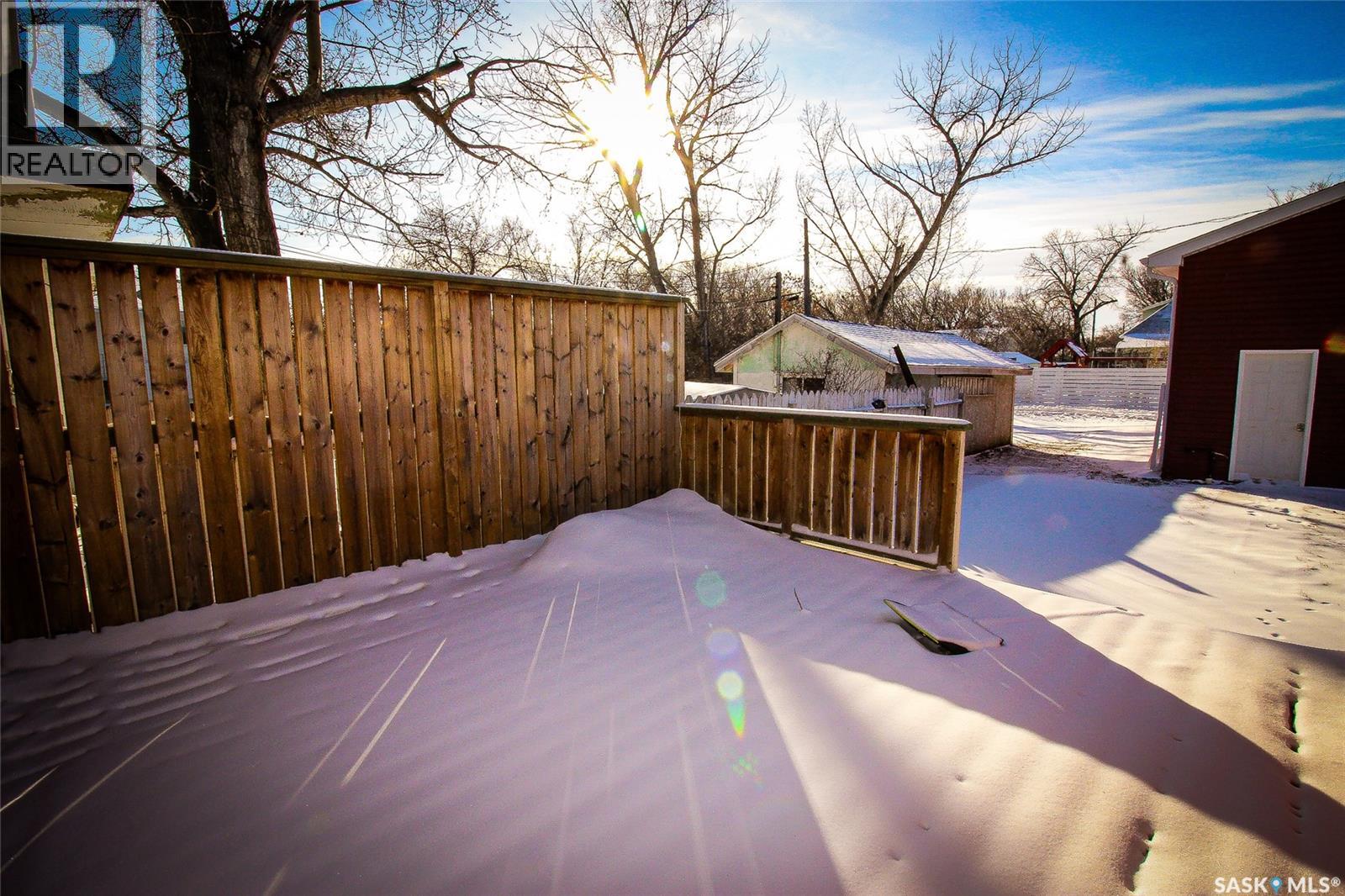 689 2nd Street W, Shaunavon, Saskatchewan  S0N 2M0 - Photo 22 - SK027533