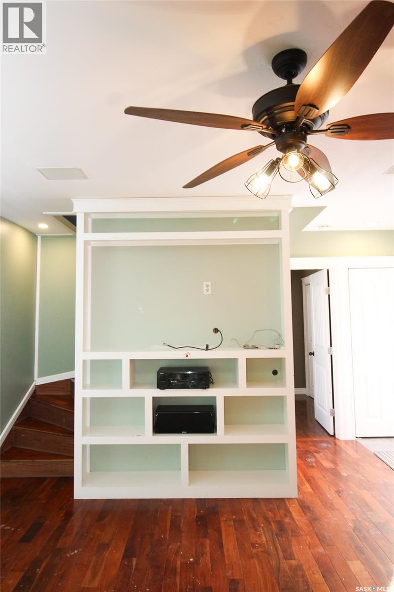 689 2nd Street W, Shaunavon, Saskatchewan  S0N 2M0 - Photo 6 - SK027533