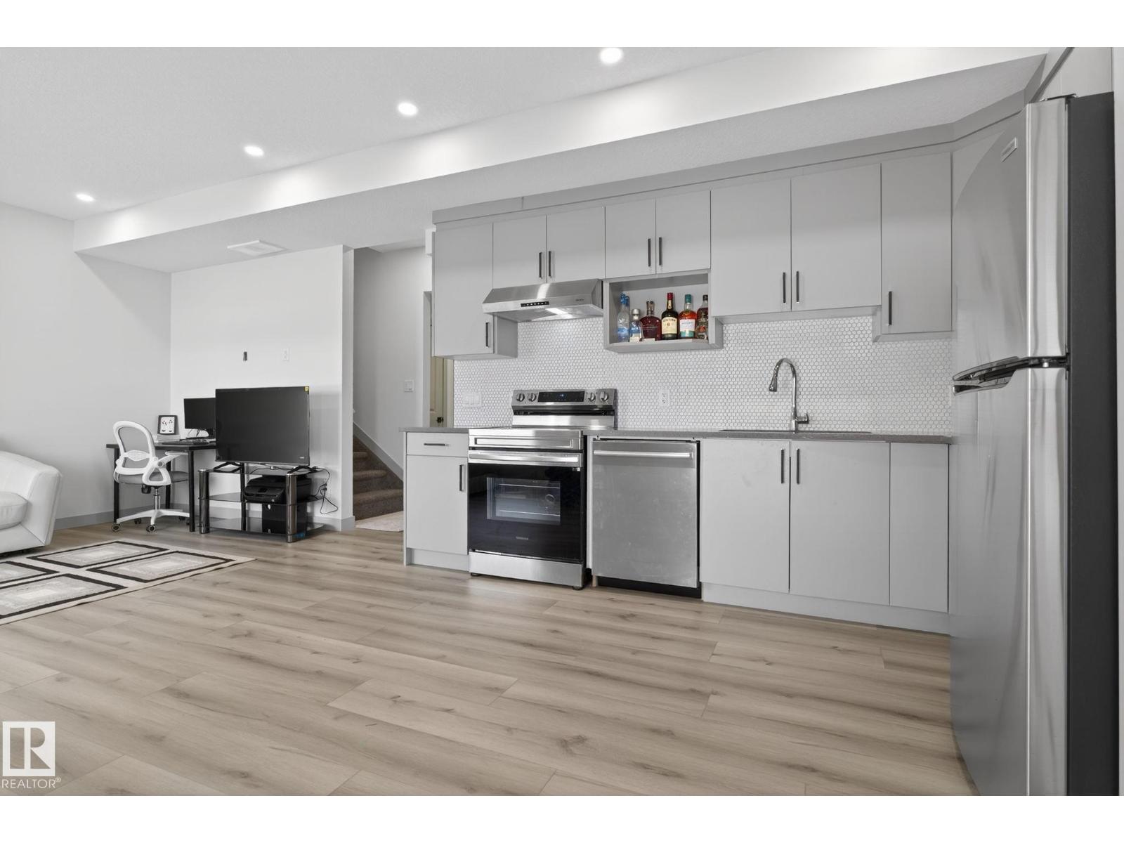 9514 Pear Cl Sw, Edmonton, Alberta  T6X 2N6 - Photo 25 - E4471093