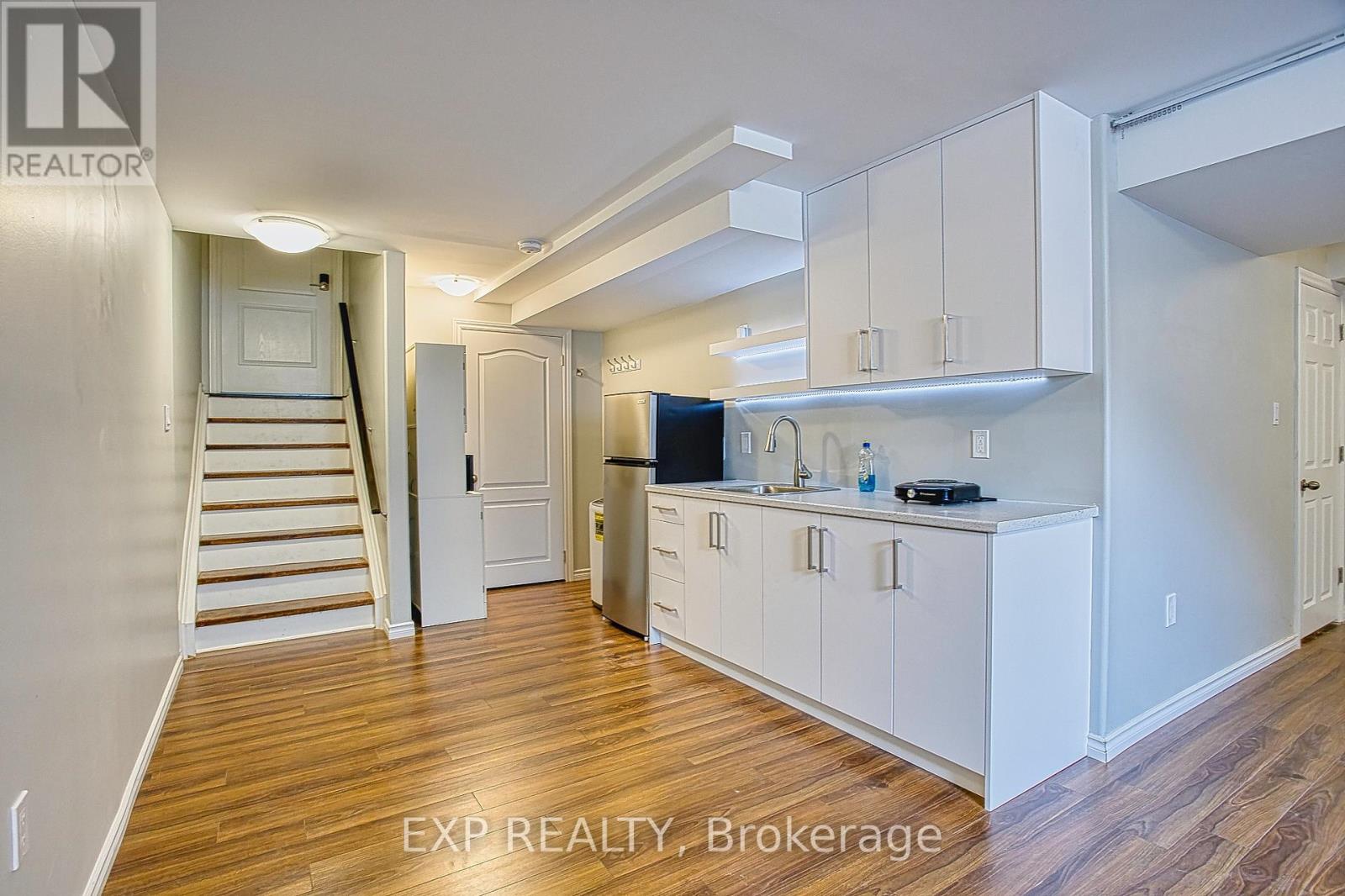 Bsmt - 52 Dartmouth Gate, Hamilton, Ontario  L8E 0B9 - Photo 3 - X12735474