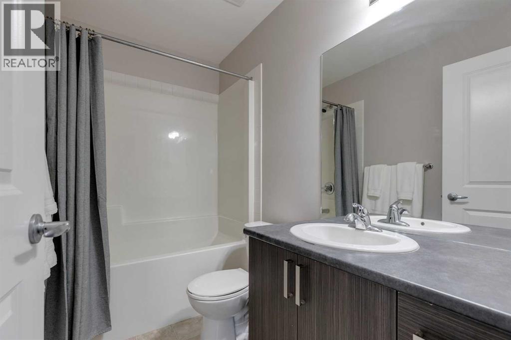 1404, 121 Copperpond Common Se, Calgary, Alberta  T2Z 5B6 - Photo 18 - A2269247