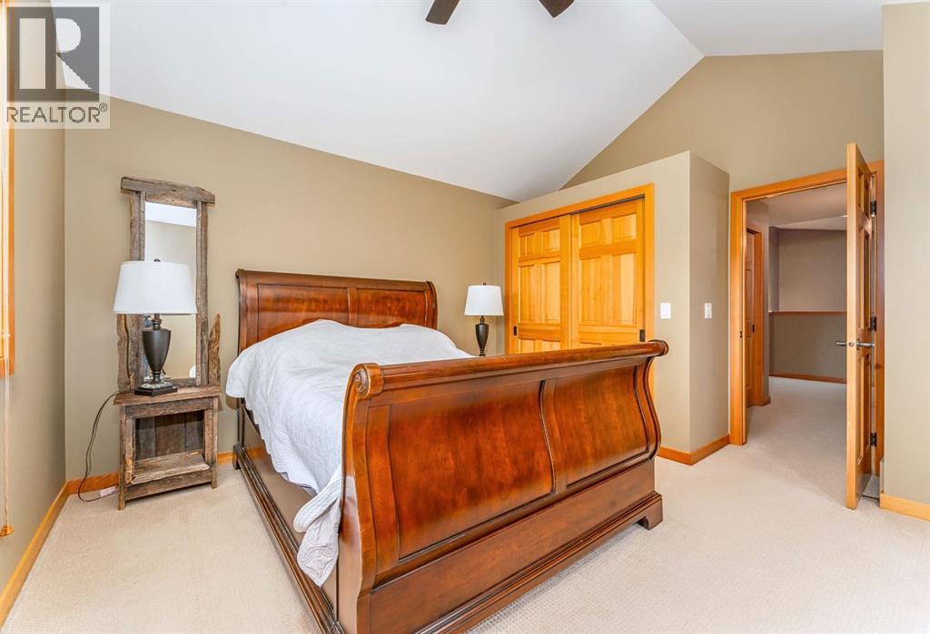 2, 722 3rd Street, Canmore, Alberta  T1W 2J6 - Photo 32 - A2279960