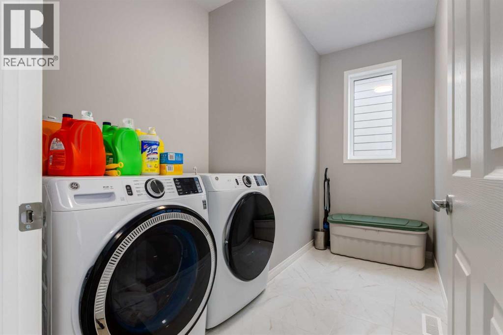 68 Yorkstone Grove Sw, Calgary, Alberta  T2X 4K6 - Photo 33 - A2281668