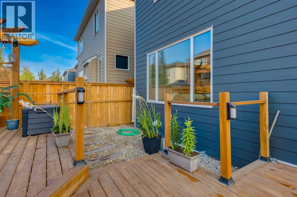 68 Yorkstone Grove Sw, Calgary, Alberta  T2X 4K6 - Photo 46 - A2281668