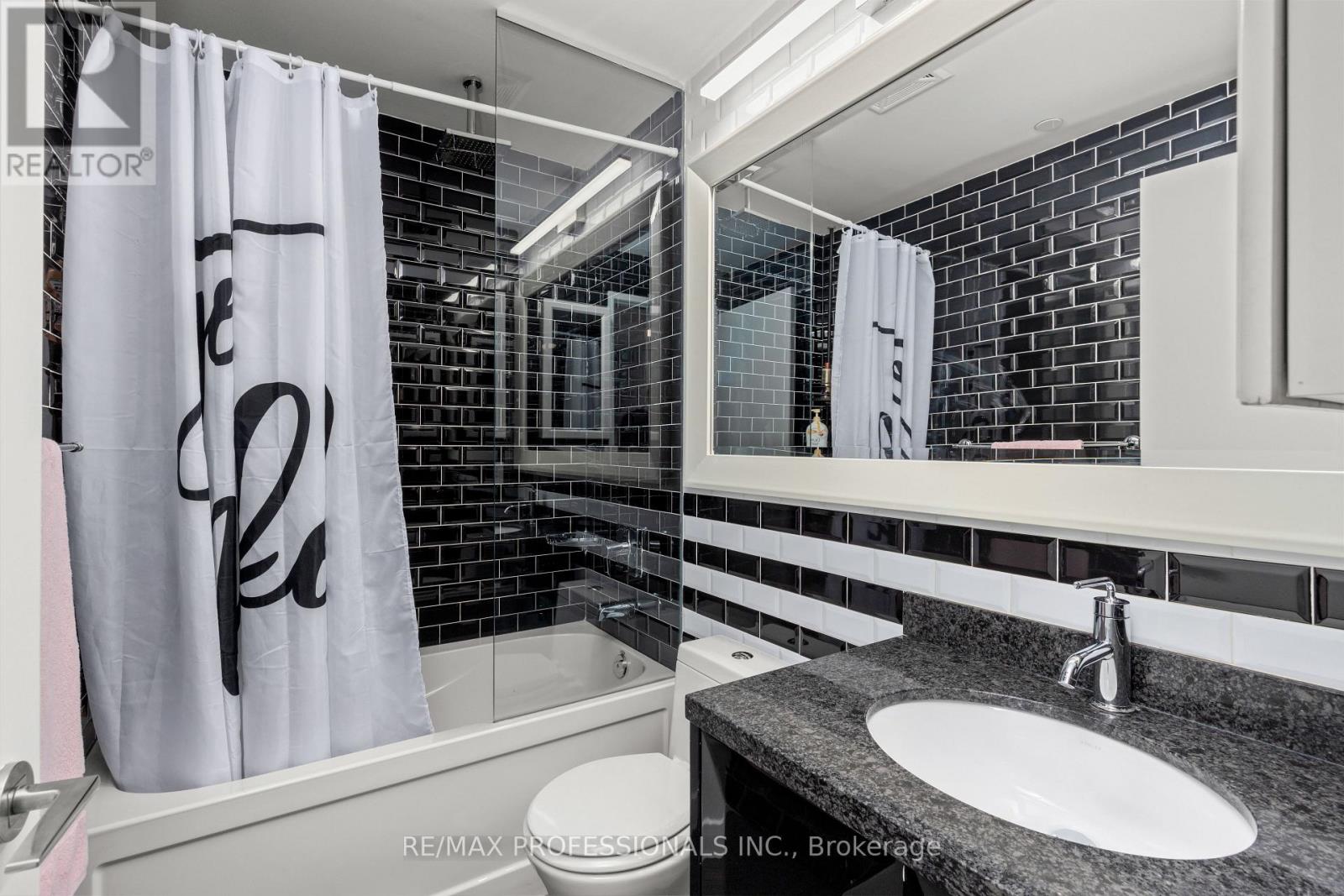 1810 - 90 Park Lawn Road, Toronto, Ontario  M8Y 0B6 - Photo 16 - W12735470