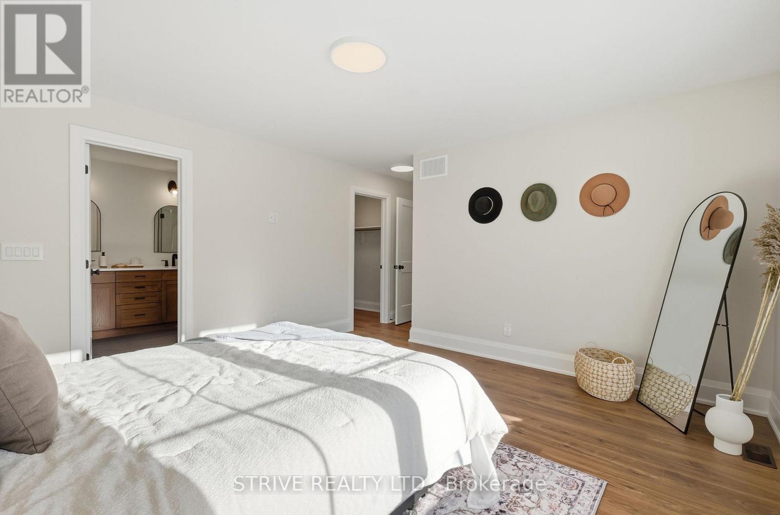 29 Northland Court, Oro-Medonte, Ontario  L9J 1C4 - Photo 24 - S12735270