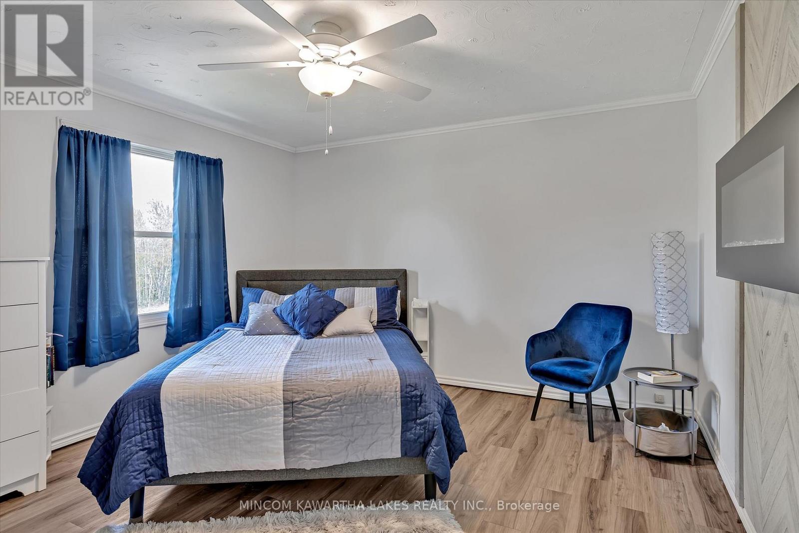 1405 Hiawatha Line, Otonabee-South Monaghan, Ontario  K9J 6X8 - Photo 16 - X12373406