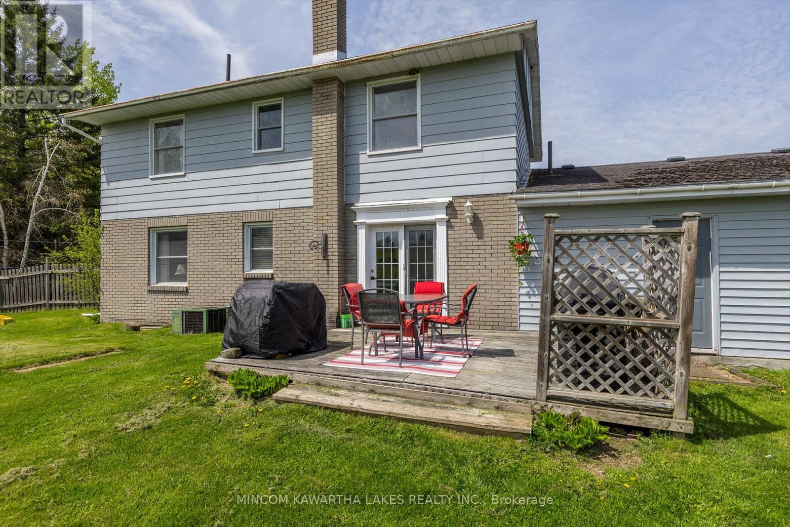 1405 Hiawatha Line, Otonabee-South Monaghan, Ontario  K9J 6X8 - Photo 28 - X12373406