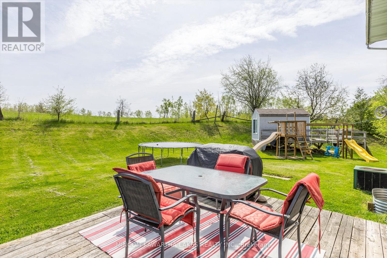 1405 Hiawatha Line, Otonabee-South Monaghan, Ontario  K9J 6X8 - Photo 29 - X12373406