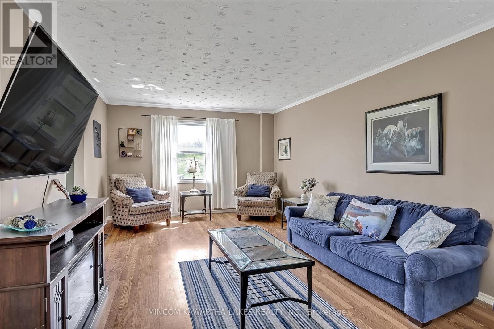 1405 Hiawatha Line, Otonabee-South Monaghan, Ontario  K9J 6X8 - Photo 6 - X12373406