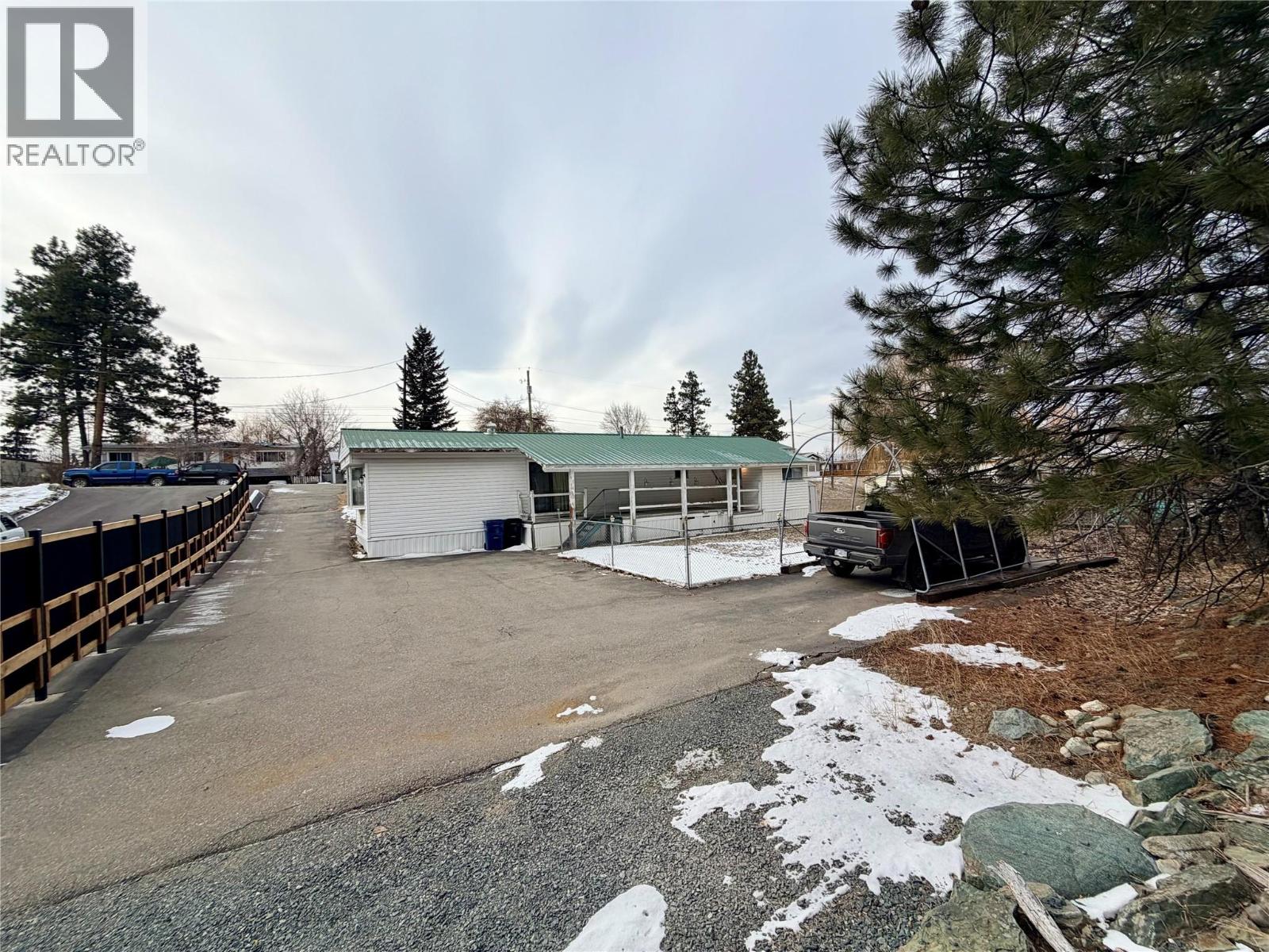 2210 34th Avenue N, Cranbrook, British Columbia  V1C 4L6 - Photo 21 - 10373824