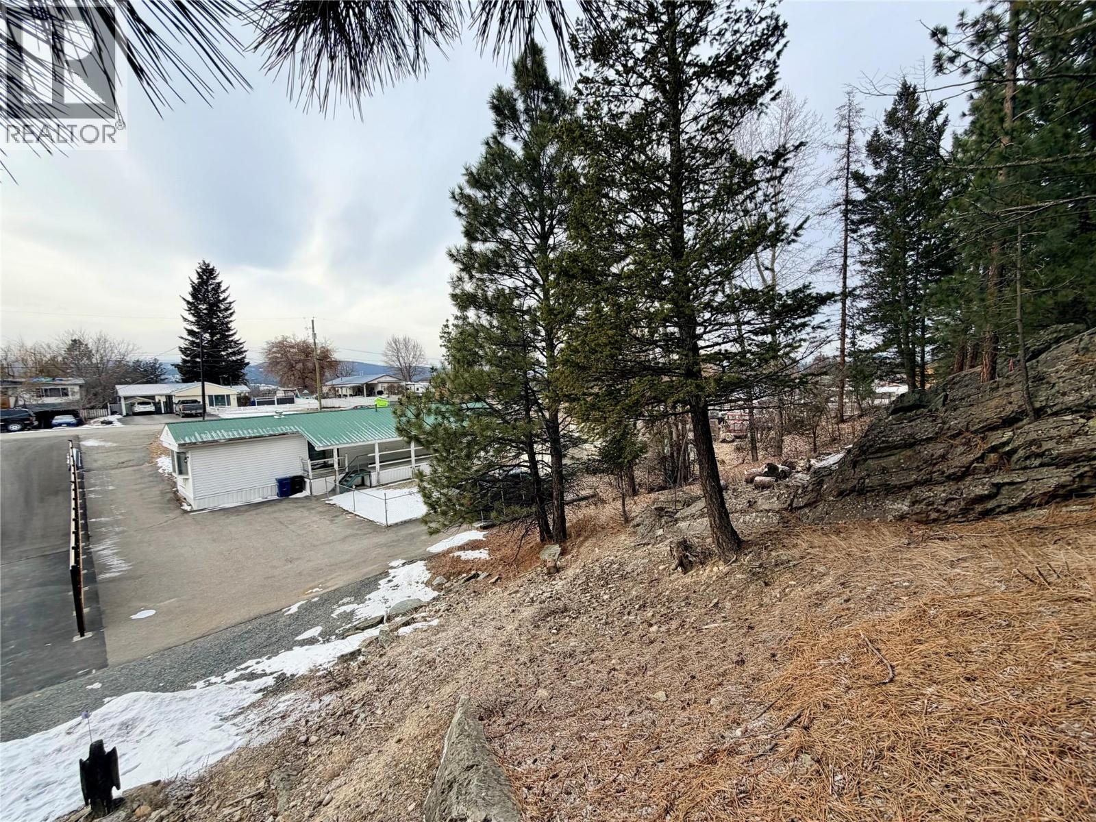 2210 34th Avenue N, Cranbrook, British Columbia  V1C 4L6 - Photo 3 - 10373824