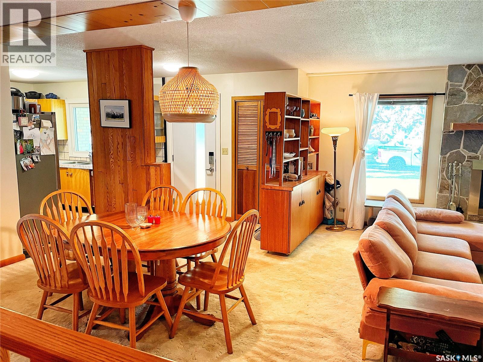 792 3rd Street E, Shaunavon, Saskatchewan  S0N 0C4 - Photo 5 - SK014373