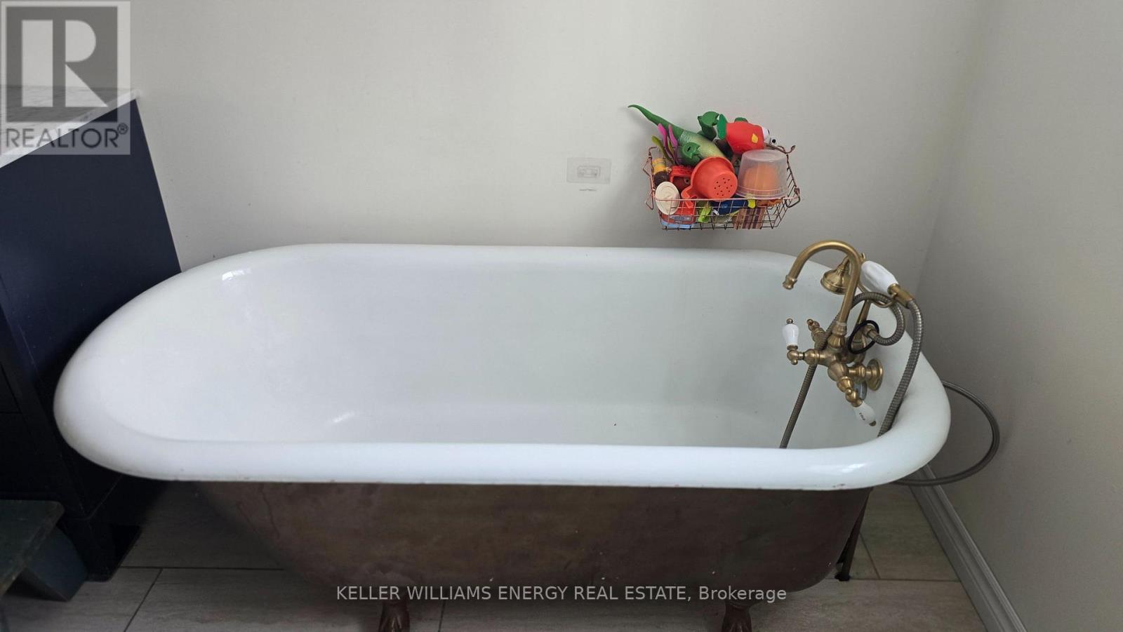 182 Bethel Road, Prince Edward County (Sophiasburg Ward), Ontario  K0K 2T0 - Photo 20 - X12735570