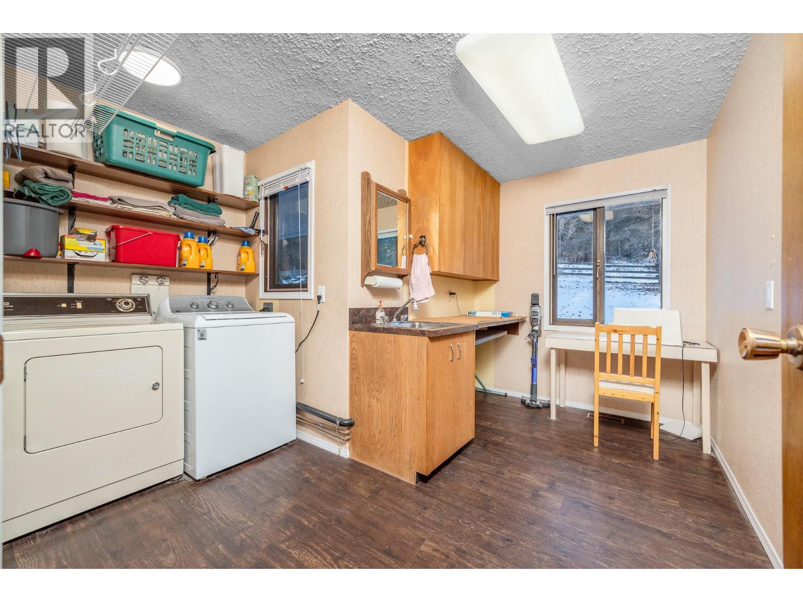 5860 Learmouth Road, Lavington, British Columbia  V1B 3E6 - Photo 27 - 10374014