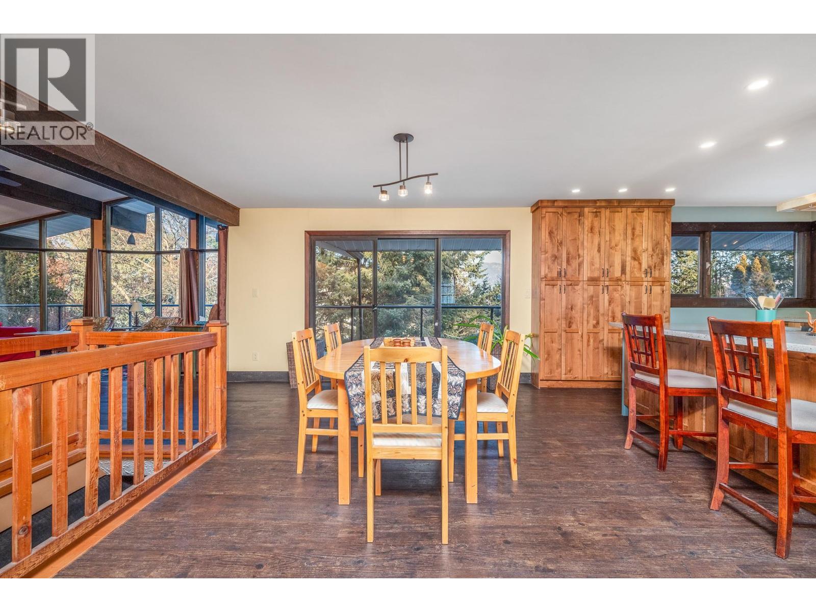 5860 Learmouth Road, Lavington, British Columbia  V1B 3E6 - Photo 15 - 10374014