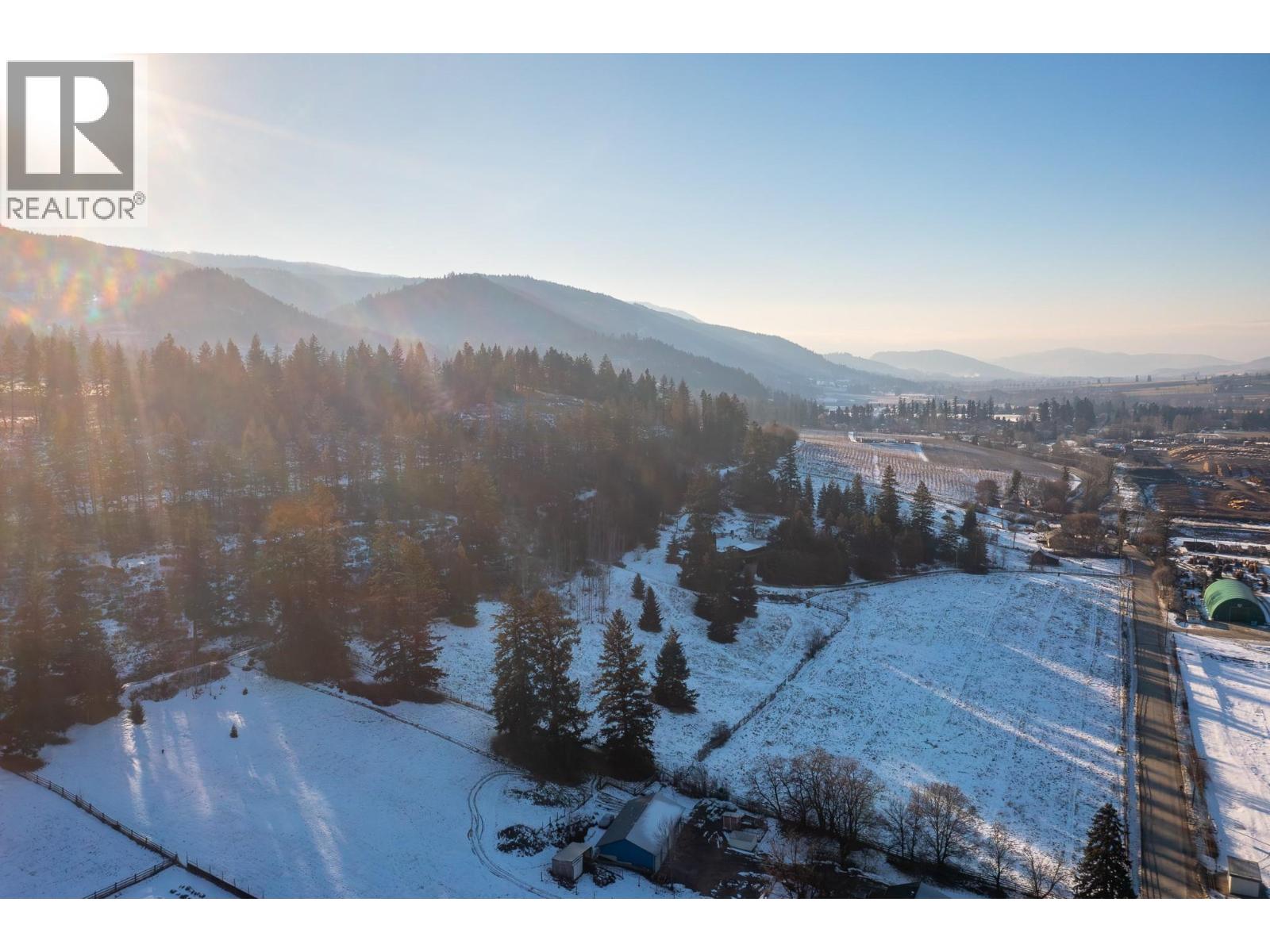 5860 Learmouth Road, Lavington, British Columbia  V1B 3E6 - Photo 66 - 10374014