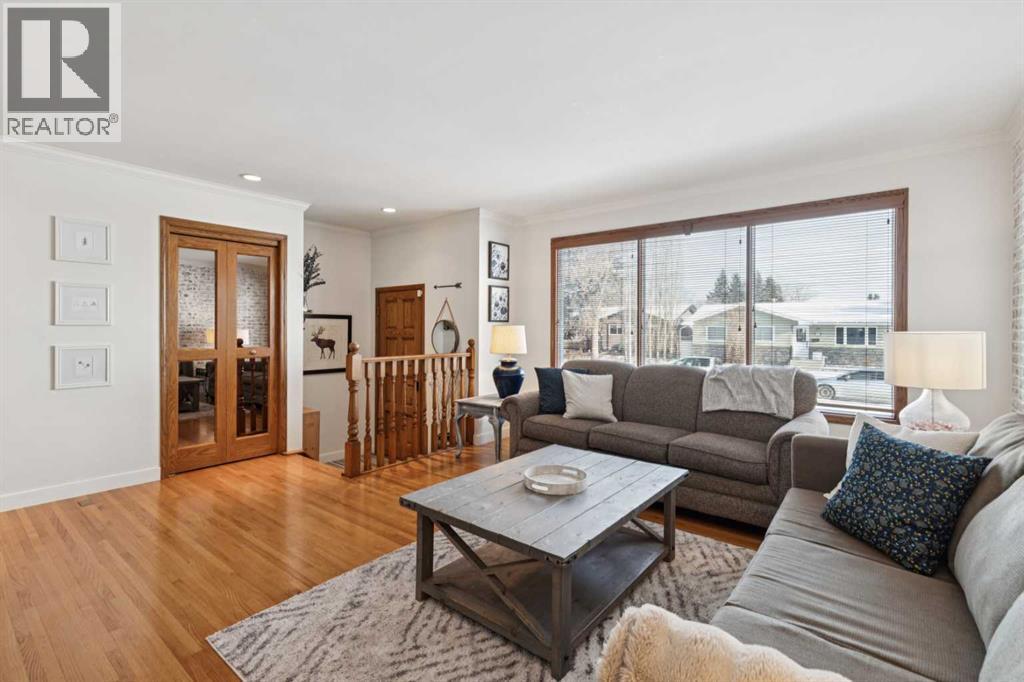 8603 Ashworth Road Se, Calgary, Alberta  T2H 1R1 - Photo 5 - A2281115