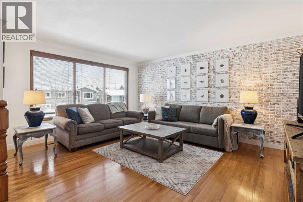 8603 Ashworth Road Se, Calgary, Alberta  T2H 1R1 - Photo 3 - A2281115