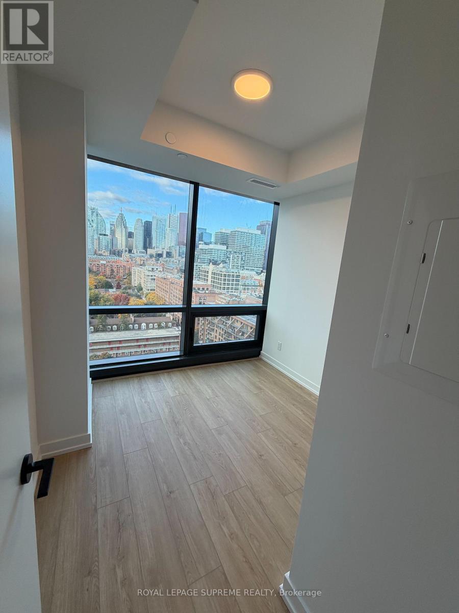 1504 - 35 Parliament Street, Toronto, Ontario  M6P 2T3 - Photo 11 - C12721812