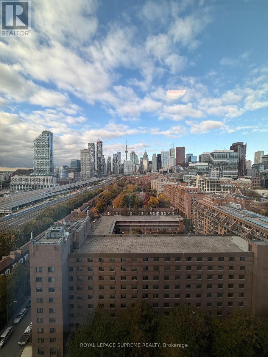 1504 - 35 Parliament Street, Toronto, Ontario  M6P 2T3 - Photo 12 - C12721812