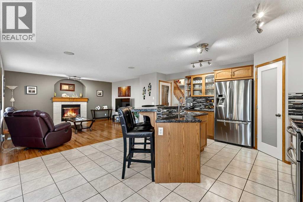 195 Cove Crescent, Chestermere, Alberta  T1X 1J6 - Photo 8 - A2281980