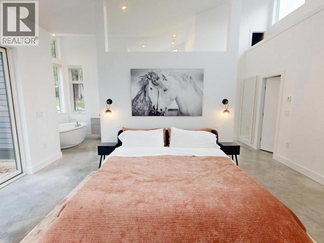 7900 Butler Rd, Powell River, British Columbia   - Photo 24 - 19607