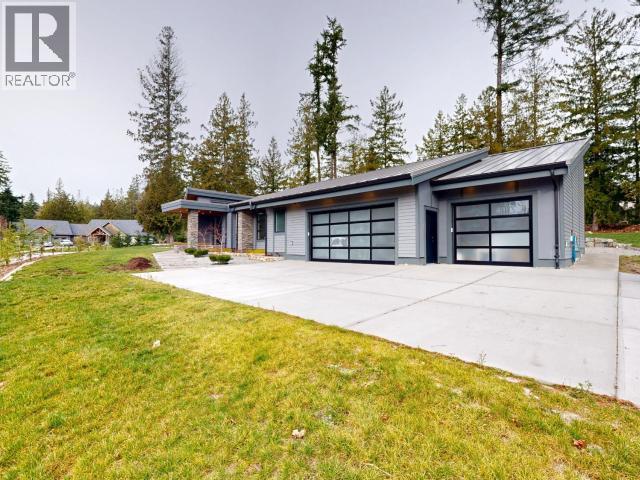 7900 Butler Rd, Powell River, British Columbia   - Photo 44 - 19607