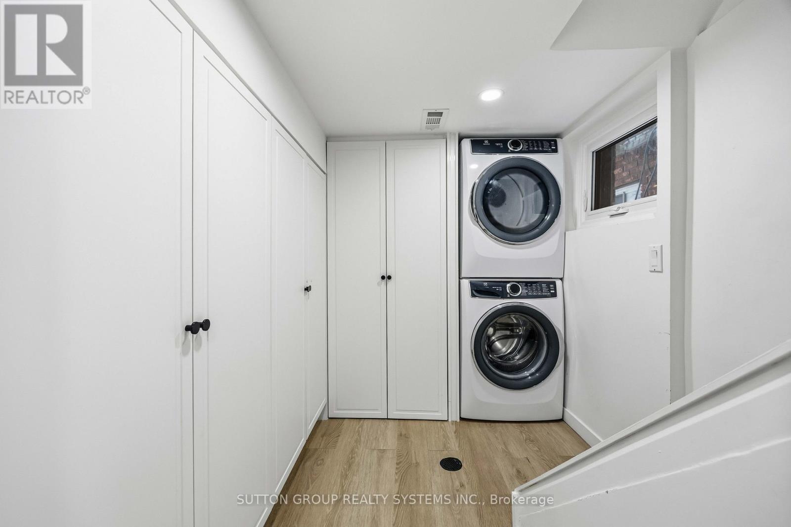 62 Robina Avenue, Toronto, Ontario  M6C 3Y7 - Photo 26 - C12735566