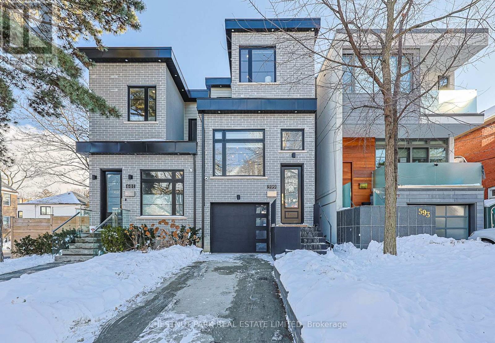 599 SOUDAN AVENUE, Toronto, Ontario