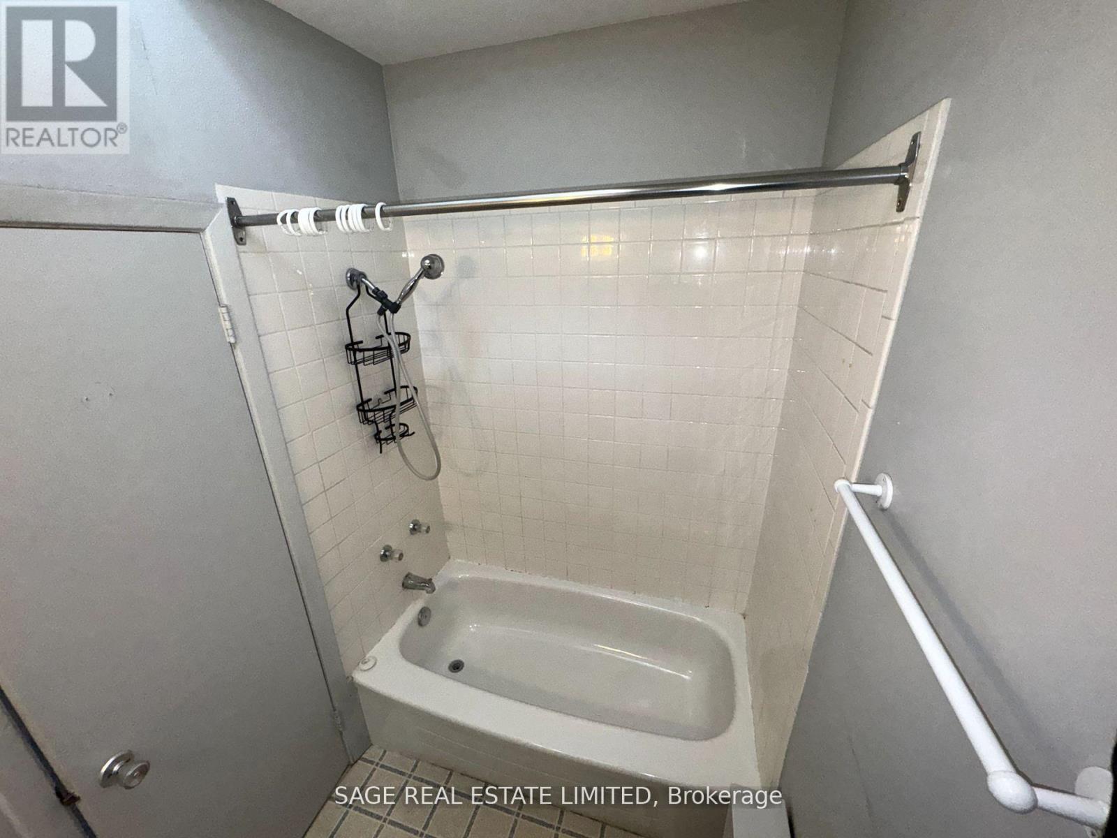 1 - 2500 Kingston Road, Toronto, Ontario  M1N 1V3 - Photo 12 - E12735596