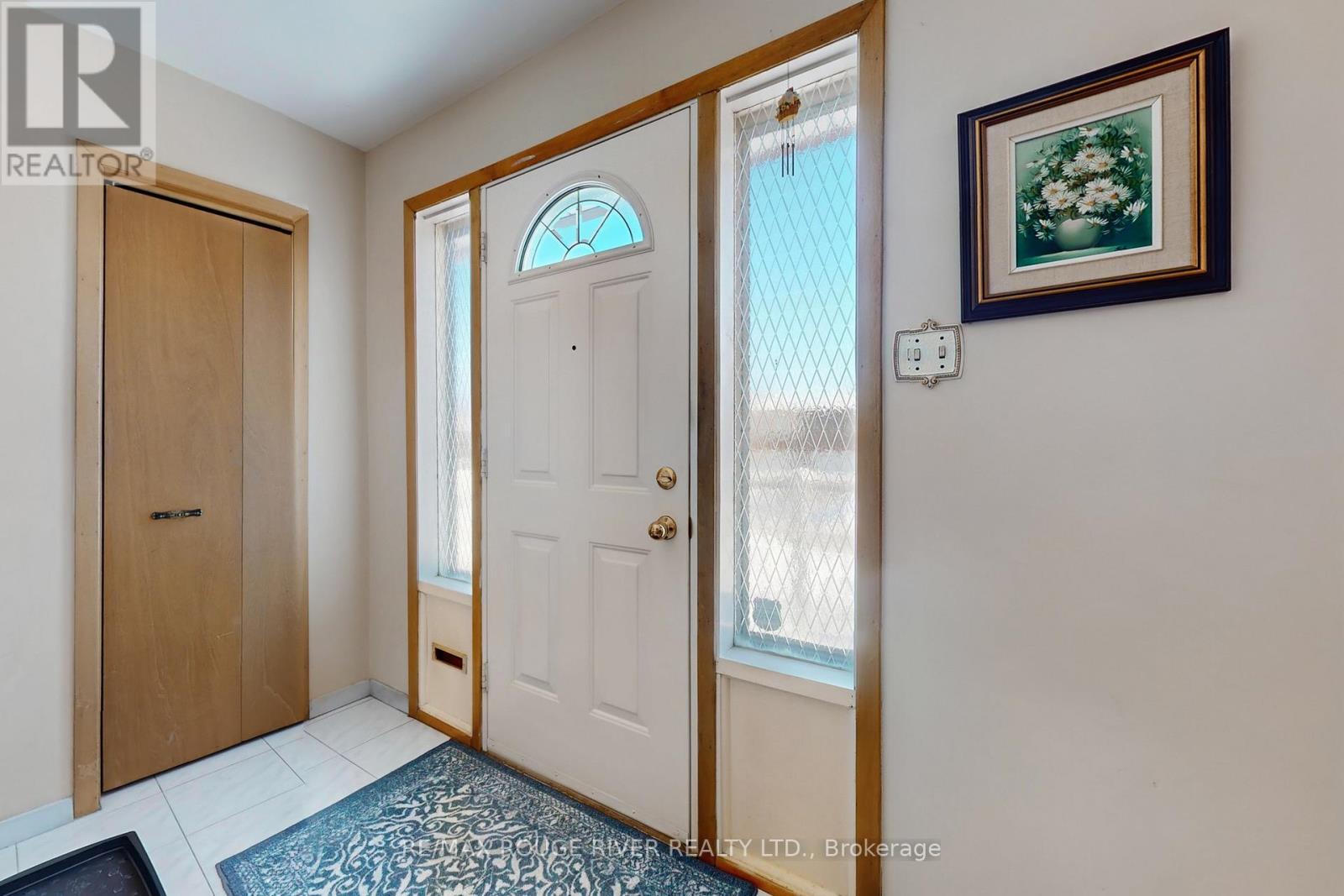 224 Fairglen Avenue, Toronto, Ontario  M1W 1B1 - Photo 7 - E12734896