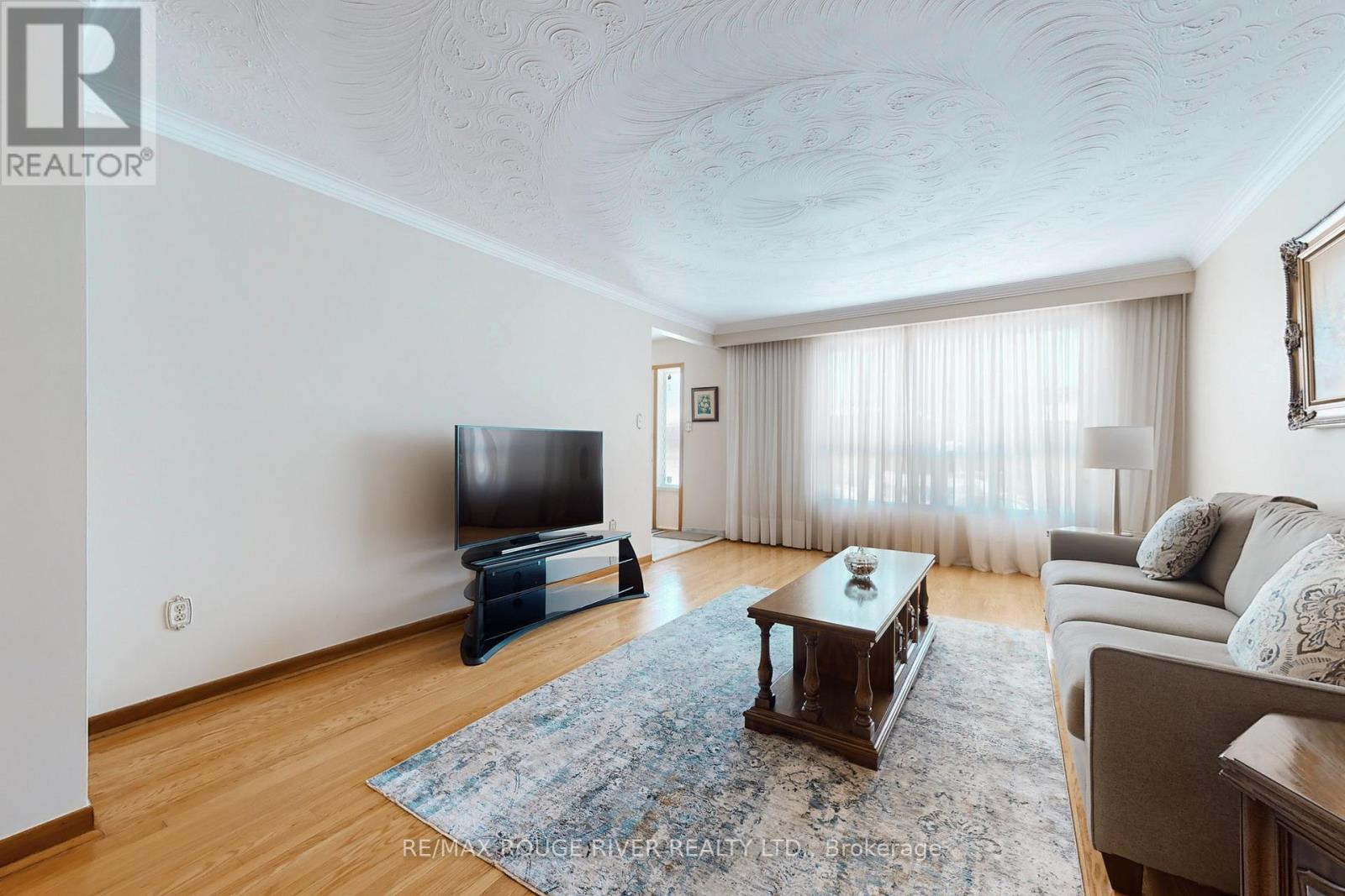 224 Fairglen Avenue, Toronto, Ontario  M1W 1B1 - Photo 11 - E12734896