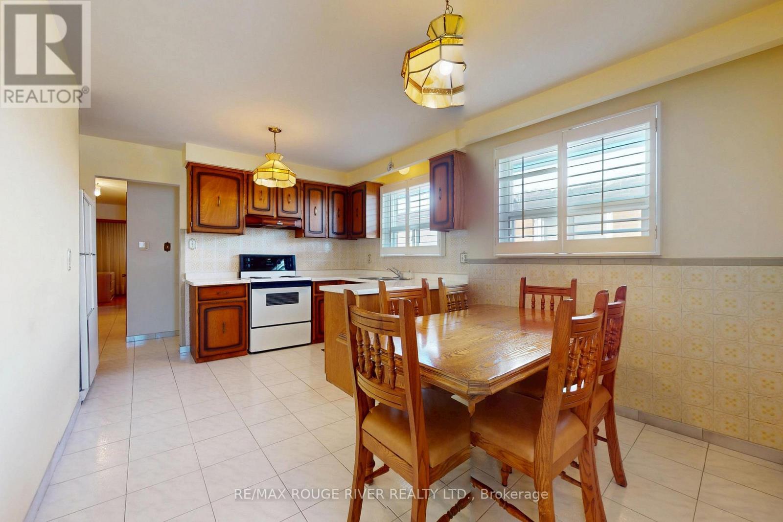 224 Fairglen Avenue, Toronto, Ontario  M1W 1B1 - Photo 18 - E12734896